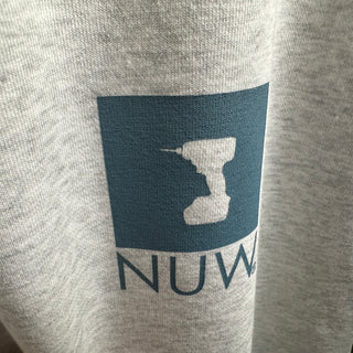 NUW®️ Quarter-Zip Pullover Sweatershirt オリジナル ハーフジップ プルオーバー スウェット