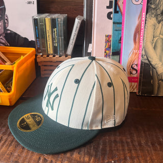 NEW ERA  LOW PROFILE CAP  GreenStripe NY ニューエラ キャップ ストライプ ニューヨークヤンキース 【GREEN & White】