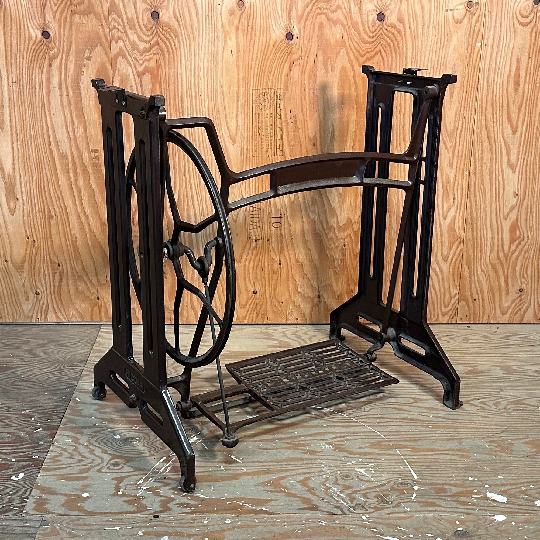 RICCAR” Antique Sewing Machine Treadle Table Cast Iron Stand Legs RICCAR” Antique Sewing Machine Treadle Table Cast Iron Stand Legs