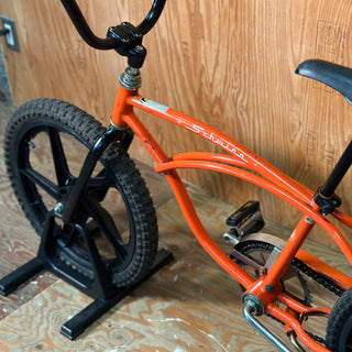 Schwinn Stingray Orange Krate with F/R OGK MAG Wheels for KZ-01 n Schwinn Stingray Orange Krate with F/R OGK MAG Wheels for KZ-01 n