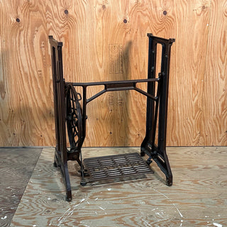 “RICCAR” Antique Sewing Machine Treadle Table Cast Iron Stand Legs [ MEDIUM SIZE ] アンティーク ミシン脚 アイアン ミシンテーブル