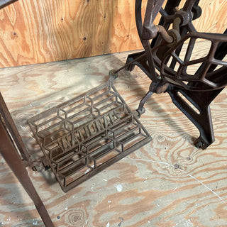 “NATIONAL” Antique Sewing Machine Treadle Table Cast Iron Stand Legs アンティーク ミシン脚 アイアン ミシンテーブル